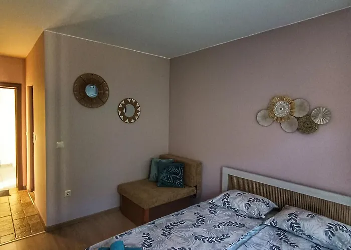 Vendégház боровата къща *