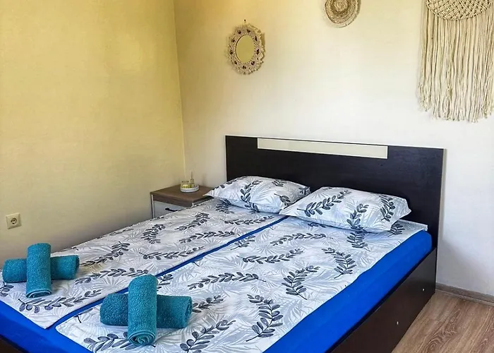 боровата къща בית הארחה