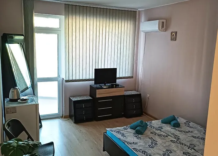 боровата къща בית הארחה *