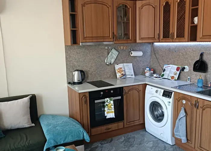 боровата къща * וארנה