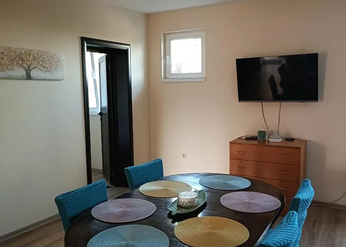 боровата къща Pensionat Varna